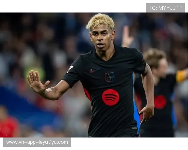 亚马尔分球时机把握精准